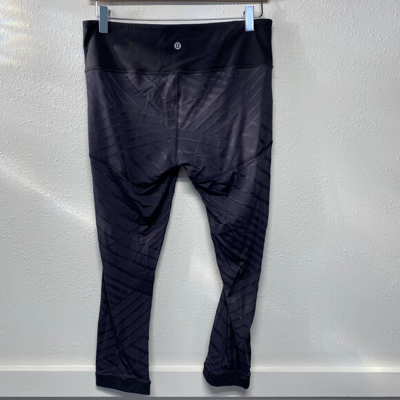 Lululemon P30416 Black Athletic Training Cropped Mid RIse Leggings 8 Striped - Picture 2 of 9